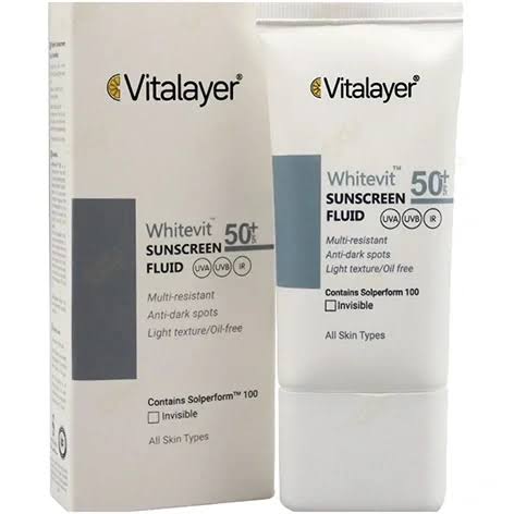 فلوئید ضد آفتاب مناسب پوست های دارای لک مدل وایت ویت SPF50 بی رنگ ویتالیر